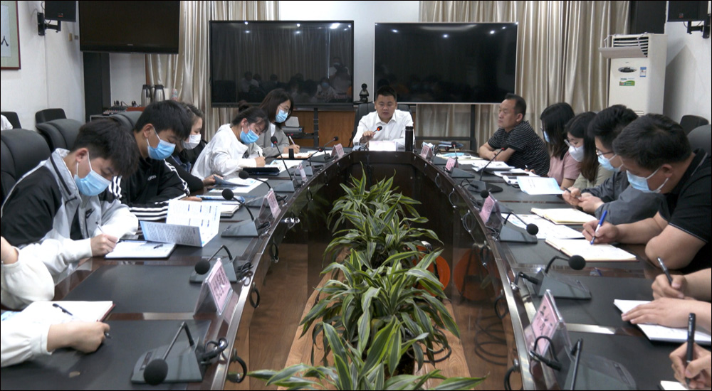 ‘星空体育app官网’市委常委 常务副市长刘尊浩主持召开人才恳谈会