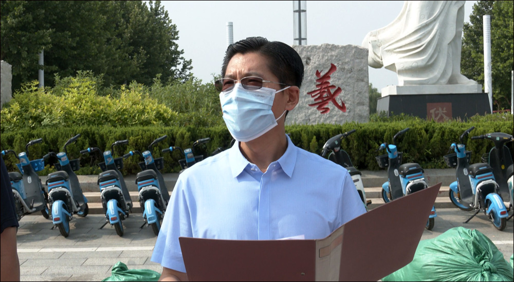 星空体育app官网|市总工会开展向一线职工“送清凉”活动(图2)